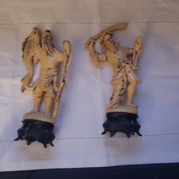 Japanese Statues - Picture 4 of 4